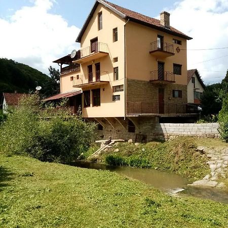 Guesthouse Smiljanic Slavkovica Eksteriør bilde
