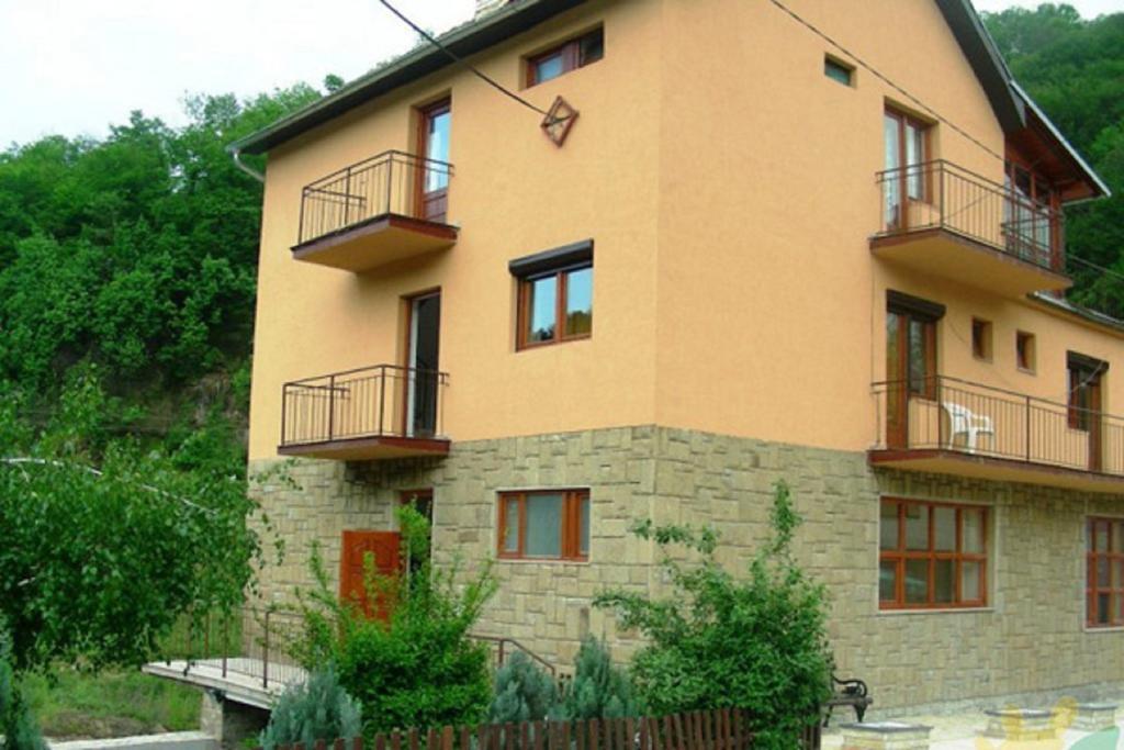 Guesthouse Smiljanic Slavkovica Eksteriør bilde